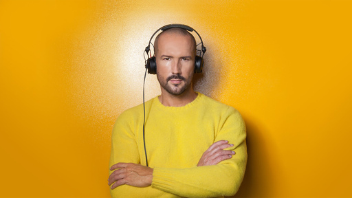 Fast Cars & Superstars (3D音效版)