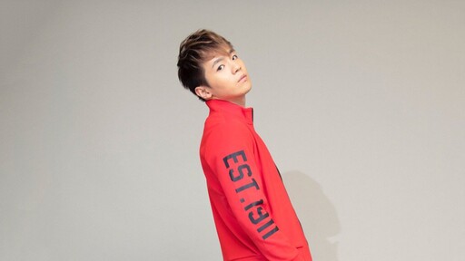 伤口上洒辣椒酱